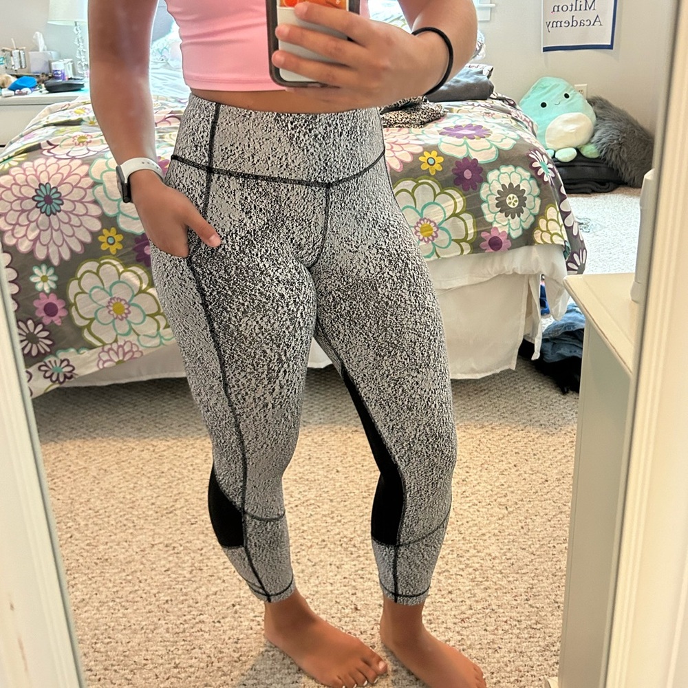 Lululemon Pace Rival High-Rise Crop 22"